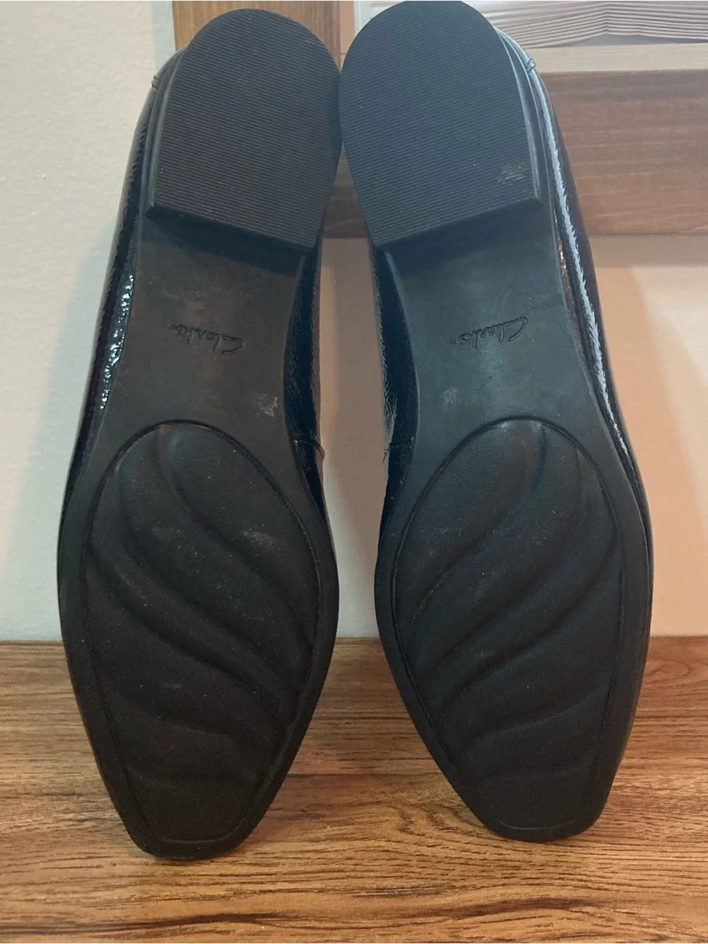 Clarks Glossy Black Shoes 7